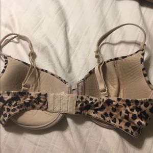 Victoria's Secret Intimates & Sleepwear - Victoria secret bra size 36C Victoria's Secret Intimates & Sleepwear - Victoria secret bra size 36C
